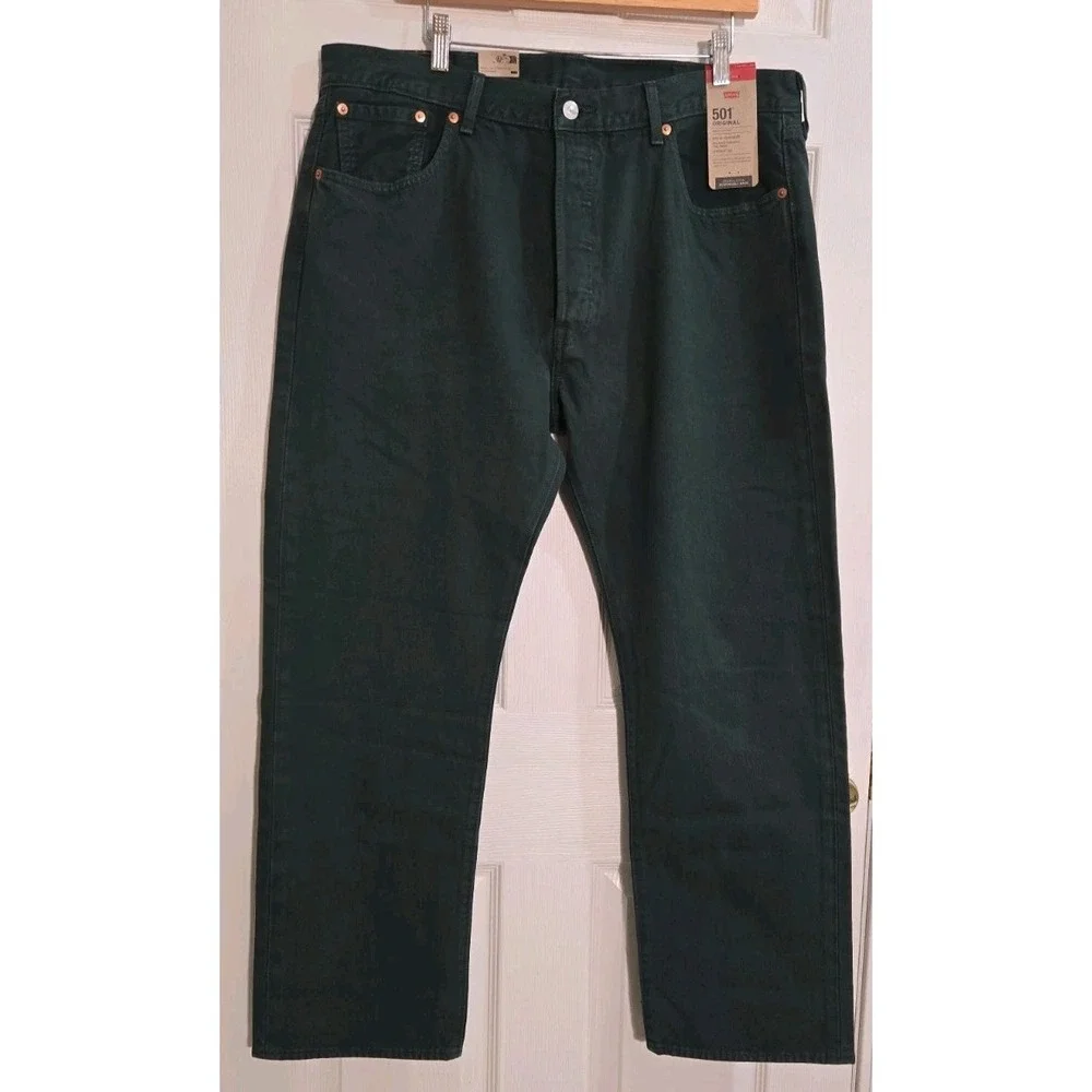 Levi's 501 Mens Jeans 38x30 Sits at Waist Relaxed Thigh Straight Leg GREEN
